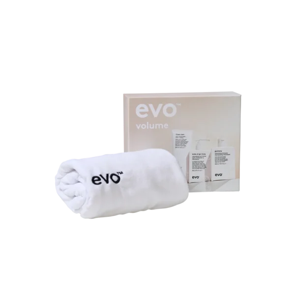 HairTowel_Volume Evo underwraps volume: gluttony šampūnas + kondicionierius + shape vixen apimties losjonas + plaukų rankšluostis
